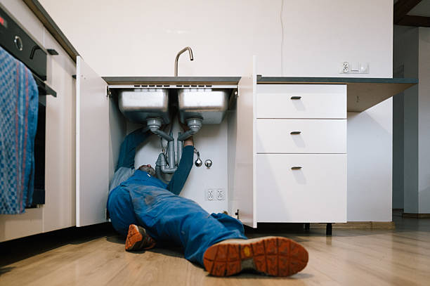 Professional Leak Detection technician working in West Concord, MN